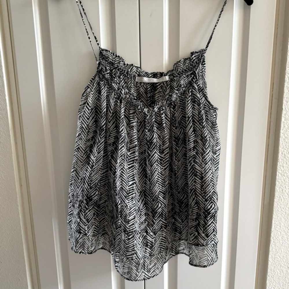 Zara Chevron Top w/ ruffles